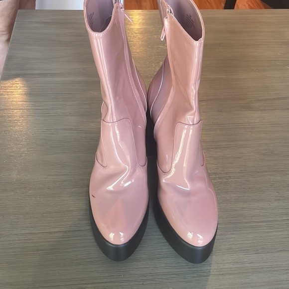 EUC WOMENS GB PINK PLATFORM BOOTS 10M - Picture 6 of 14